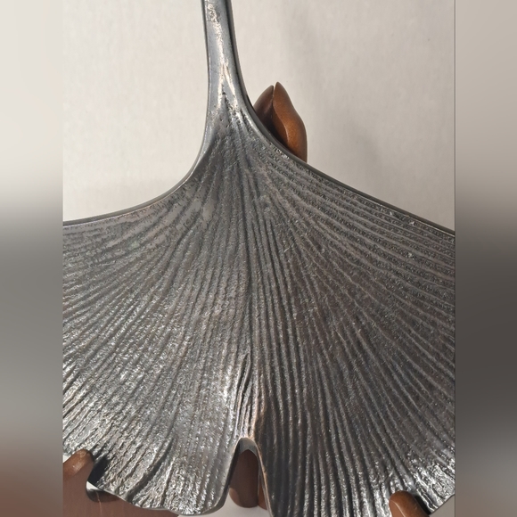 Metal Gingko Leaf Tray Dish - Picture 2 of 8